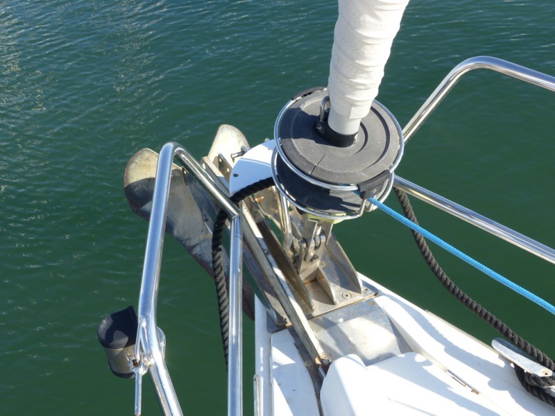 Dufour 425 - 12.jpg